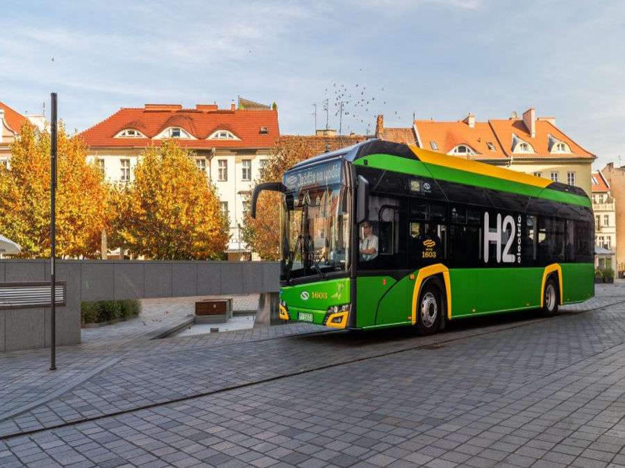 Abu Dhabi’s Bus Service