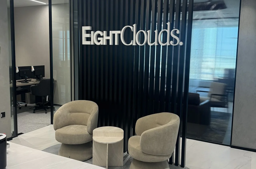 EIGHTClouds